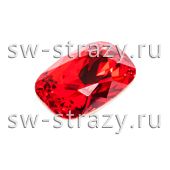Кристаллы 4568 27x18 mm Light Siam